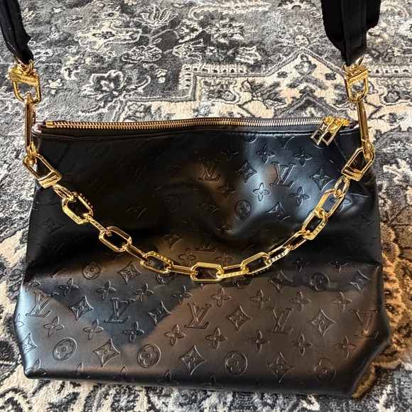 LV crossbody bag - Picture 2 of 6